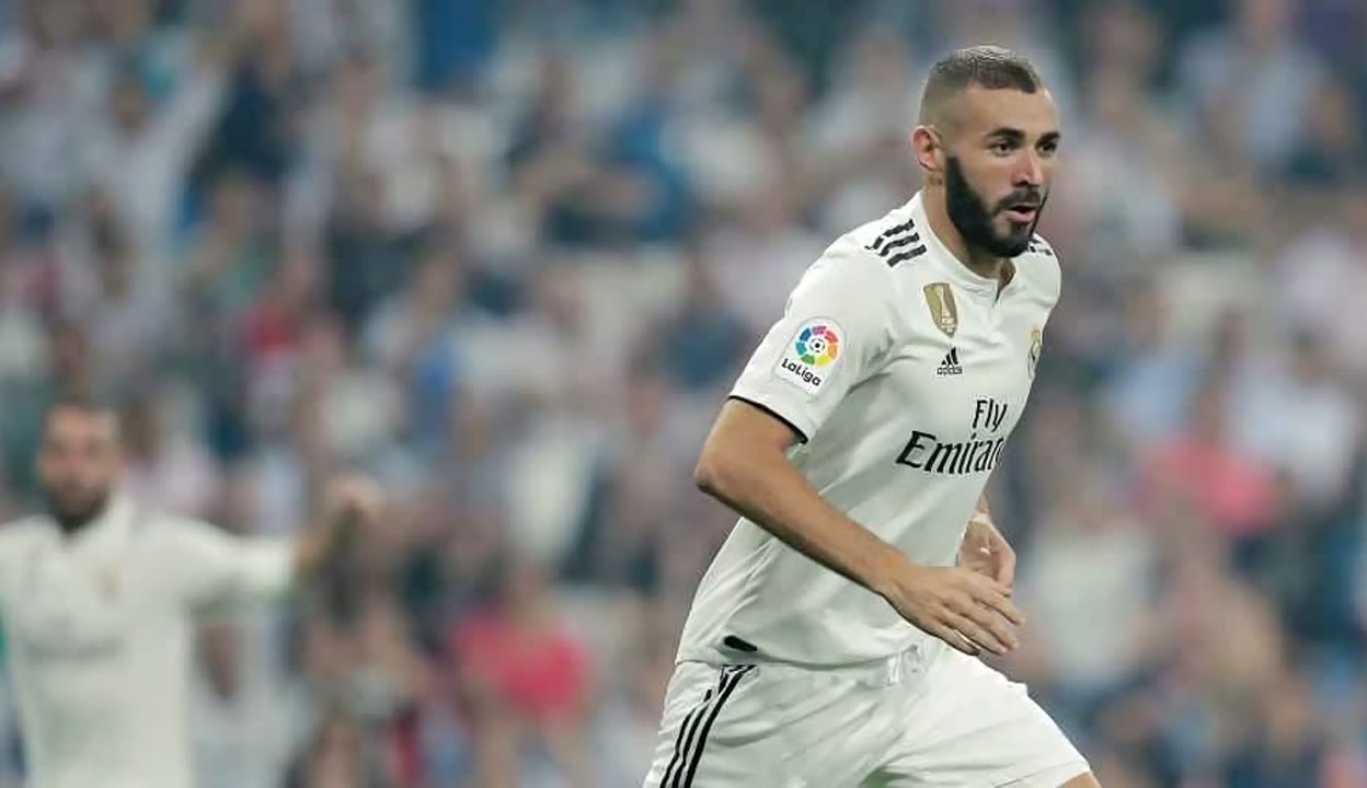 中国逆转曼联,本泽马状态火热 中国逆转曼联,本泽马状态火热